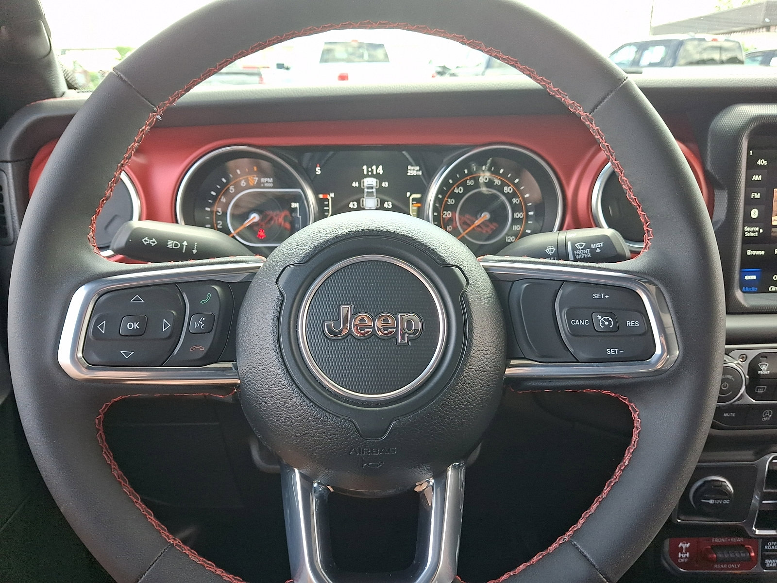 Used 2023 Jeep Gladiator Rubicon w/ LED Lighting Group AWD/4WD image 26