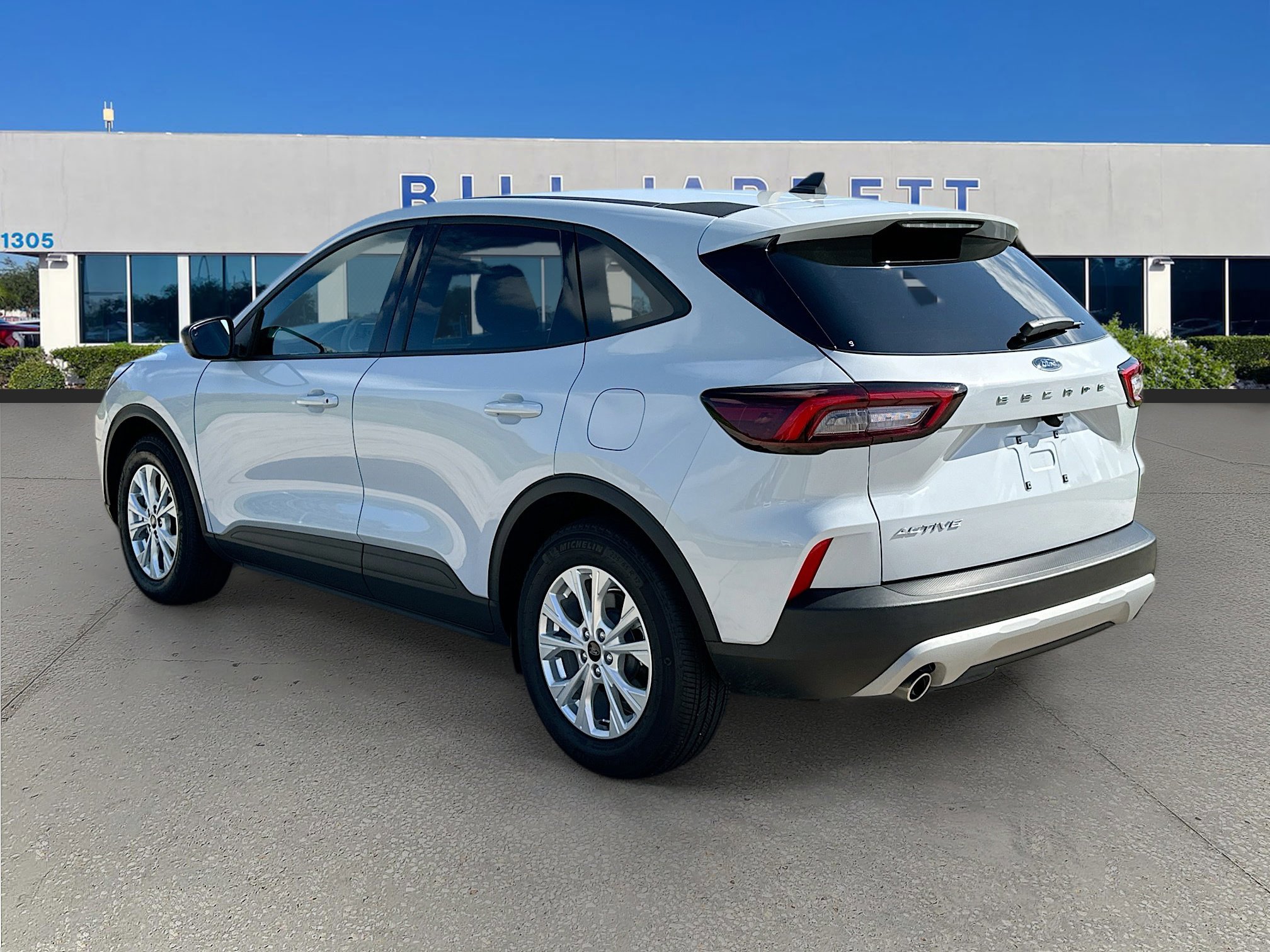 Certified 2025 Ford Escape Active image 3