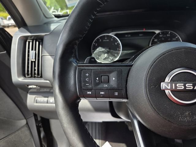 Used 2024 Nissan Pathfinder SL w/ SL Premium Package FWD image 24