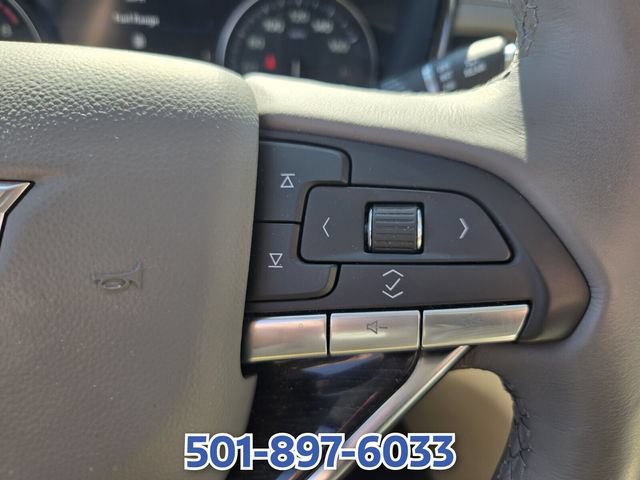 Used 2023 Cadillac XT6 Premium Luxury w/ Technology Package AWD/4WD image 28