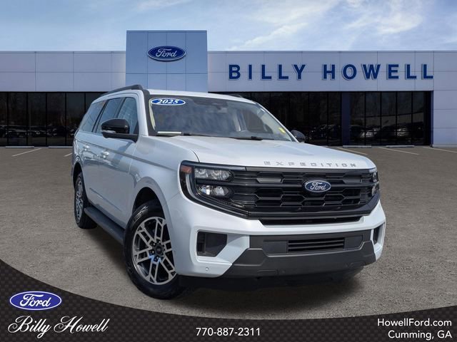 Certified 2025 Ford Expedition Active image 7