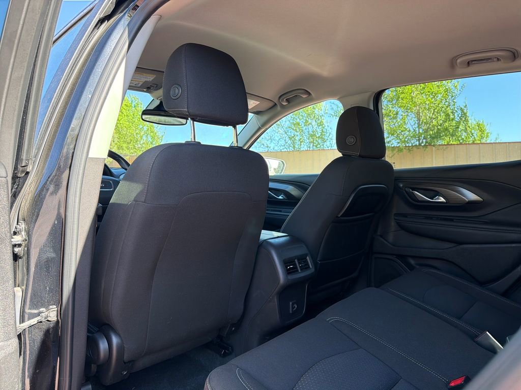 Used 2024 GMC Terrain SLE image 22