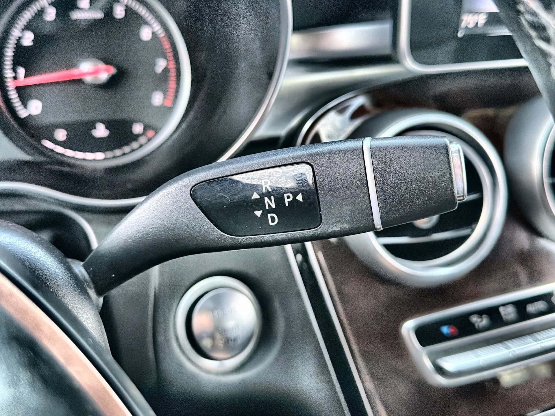 Used 2018 Mercedes-Benz GLC 300 image 19