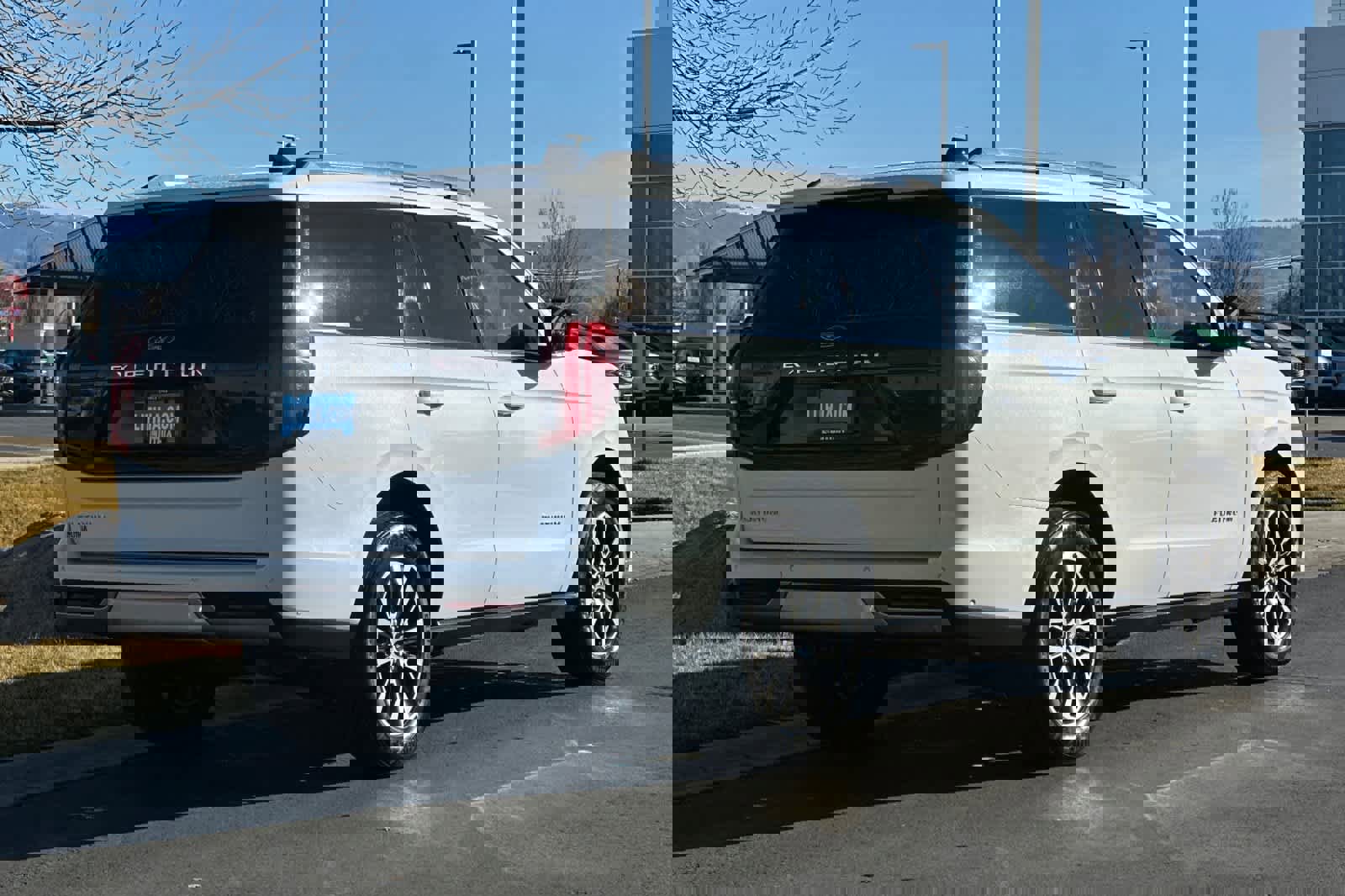 Certified 2025 Ford Expedition Platinum video 2