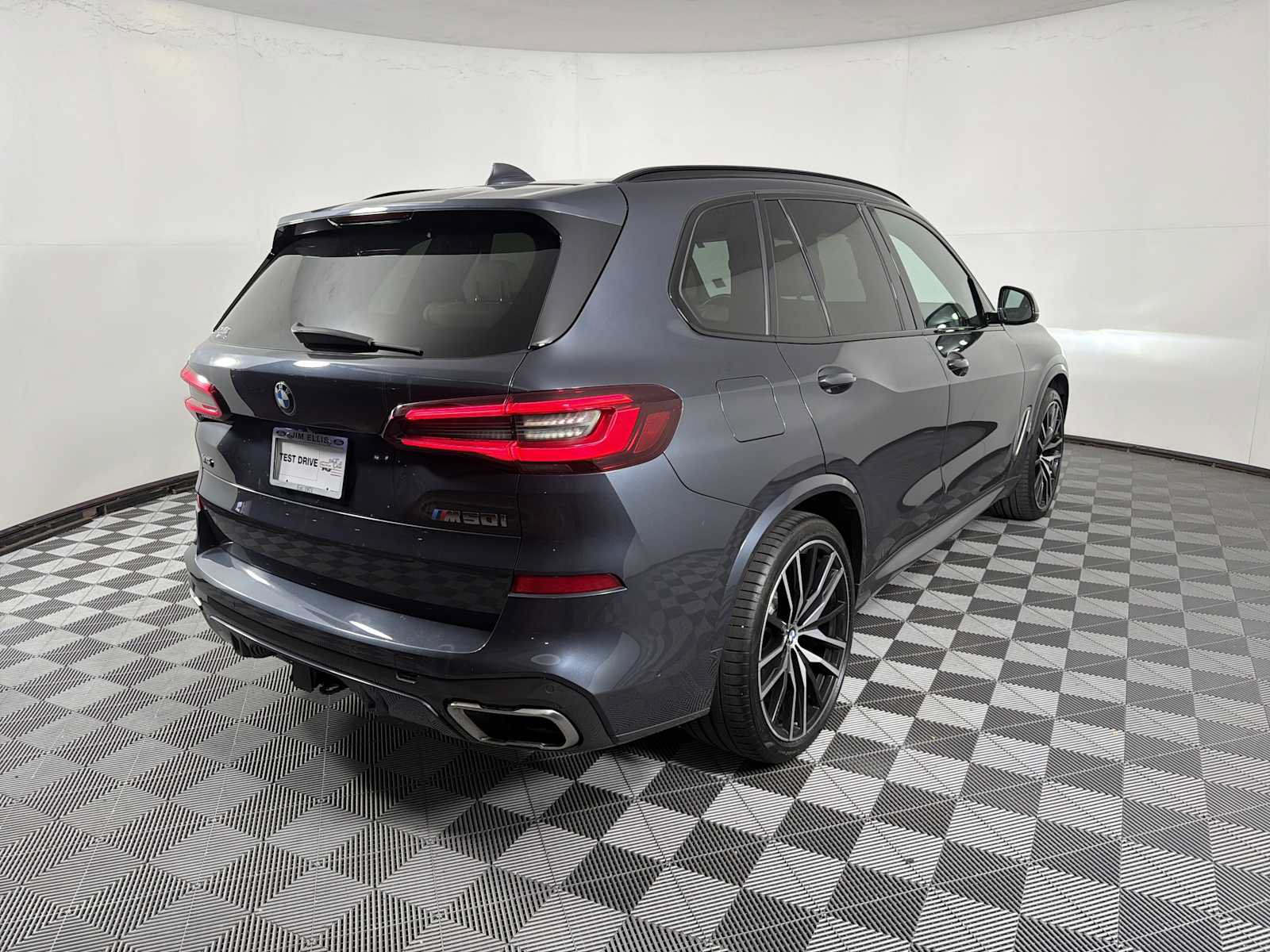 Used 2021 BMW X5 M50i w/ Premium Package AWD/4WD image 11