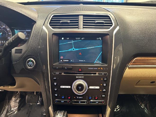 Certified 2017 Ford Explorer Limited AWD/4WD image 13