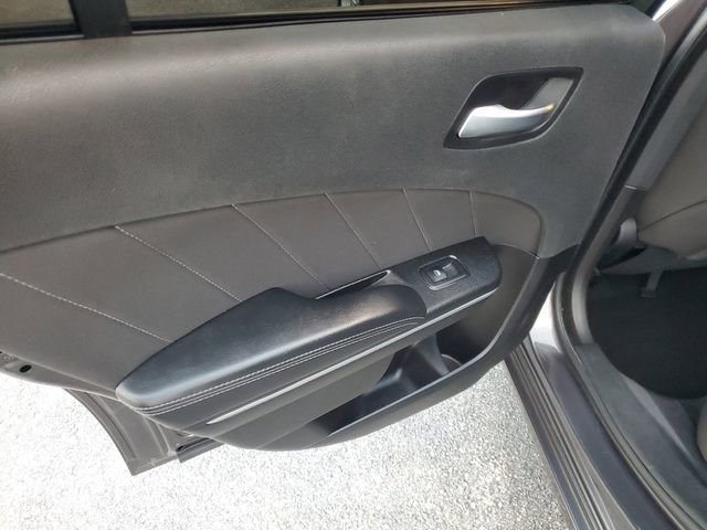 Used 2022 Dodge Charger SXT image 12