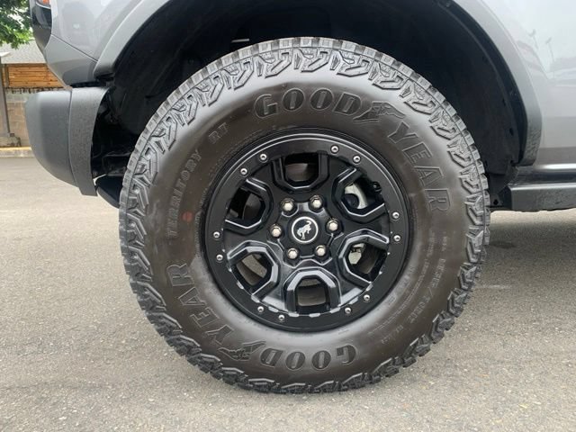 Certified 2025 Ford Bronco Badlands AWD/4WD image 13
