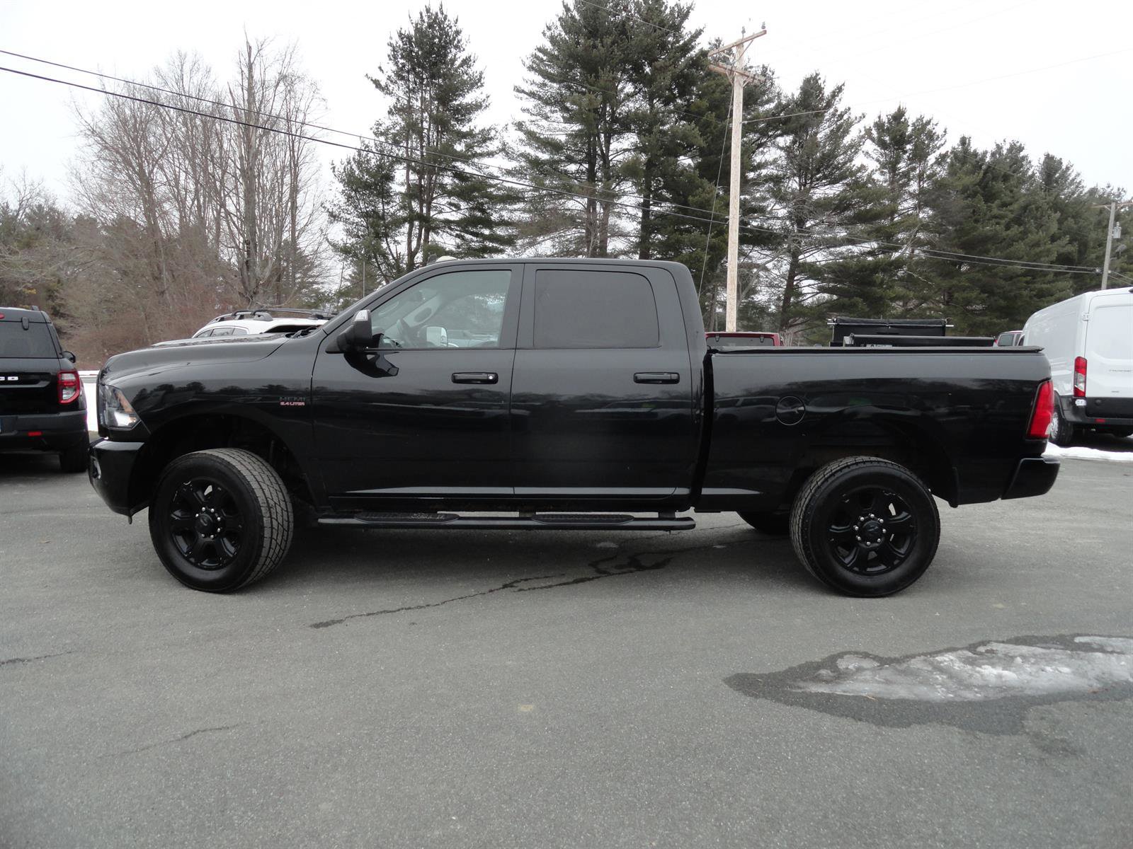 Used 2017 RAM 3500 Big Horn w/ Sport Appearance Group image 2