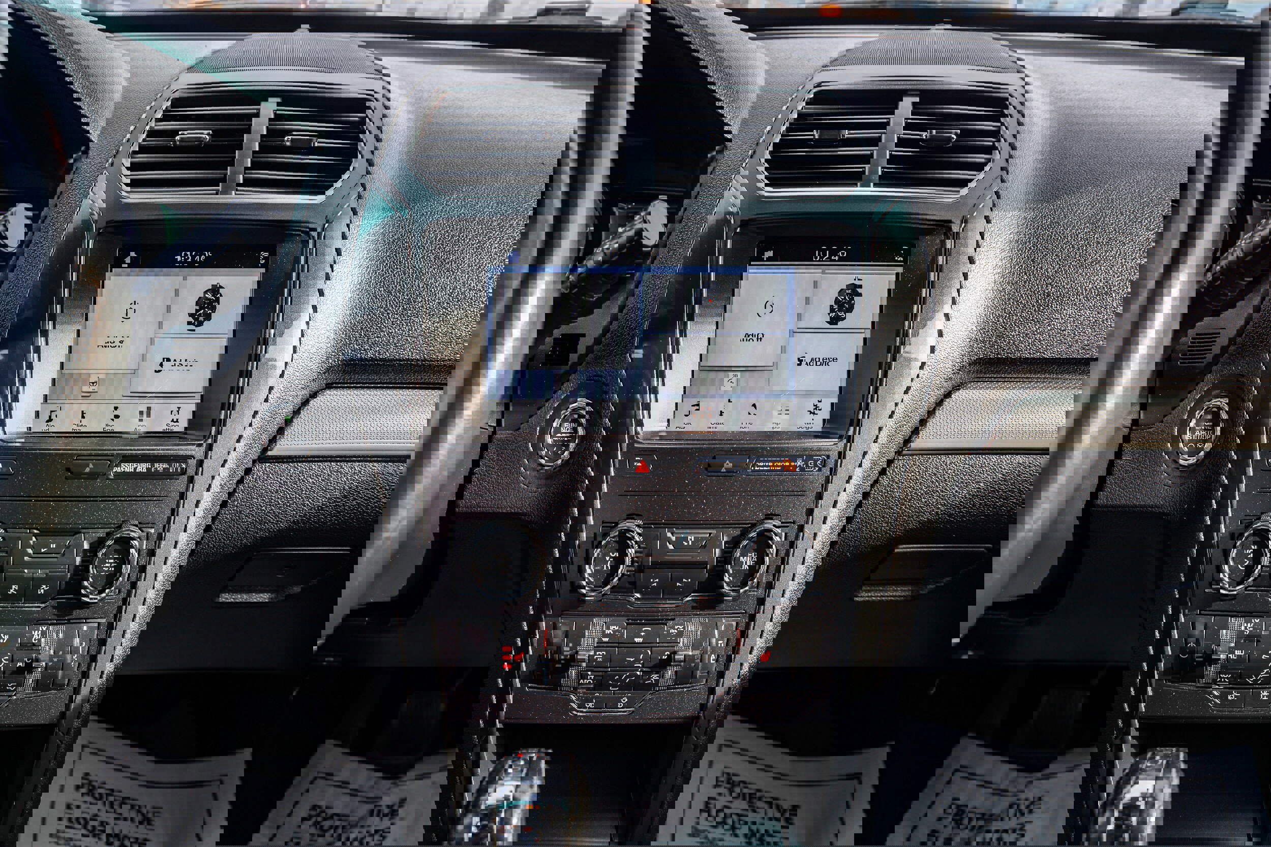 Certified 2018 Ford Explorer XLT w/ Equipment Group 202A image 12