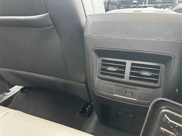 Used 2023 Chevrolet Colorado ZR2 w/ ZR2 Convenience Package III image 39