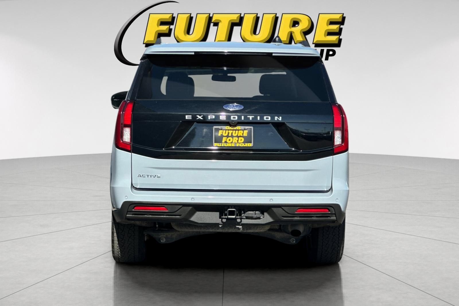 Certified 2025 Ford Expedition Active AWD/4WD image 4