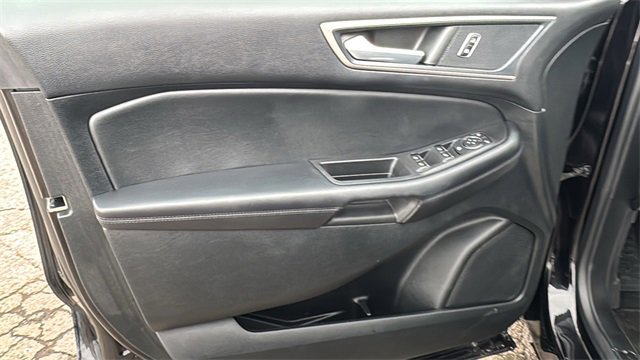 Certified 2022 Ford Edge SEL w/ Convenience Package image 11