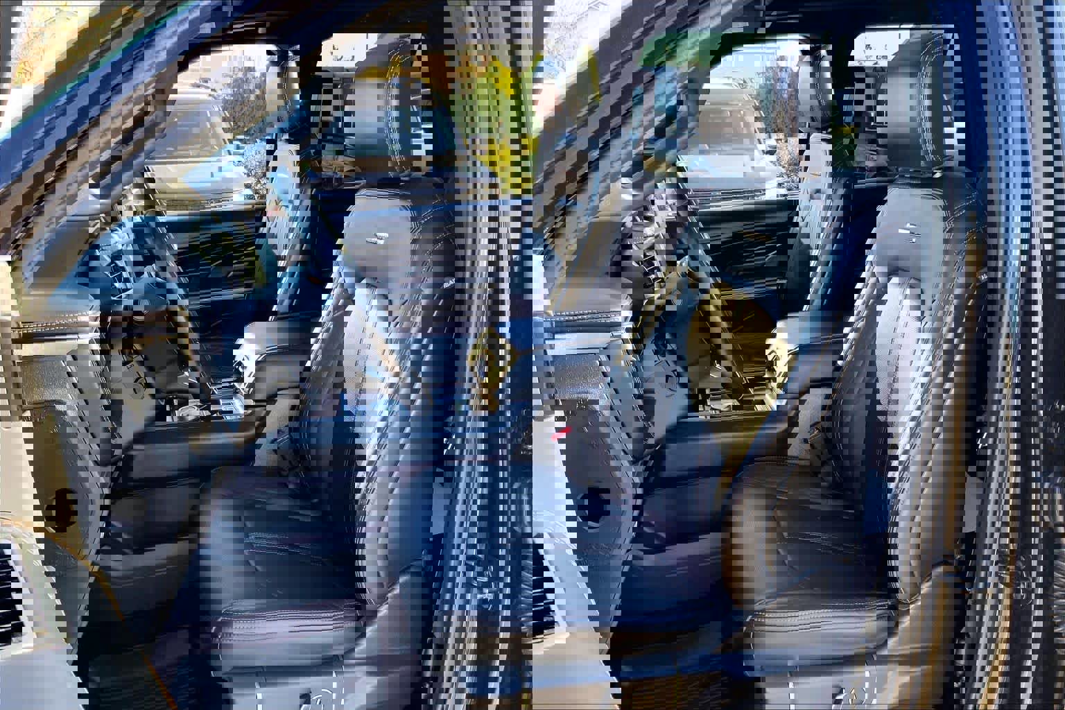 Certified 2023 Ford Expedition Max Platinum image 9