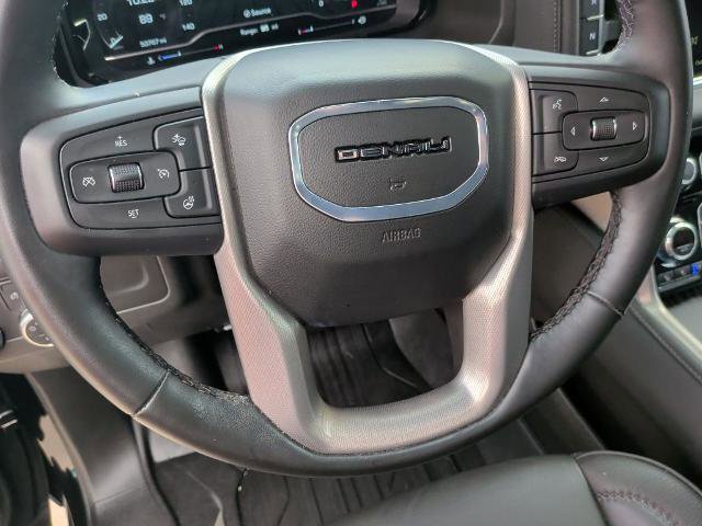 Used 2024 GMC Yukon XL Denali RWD image 27
