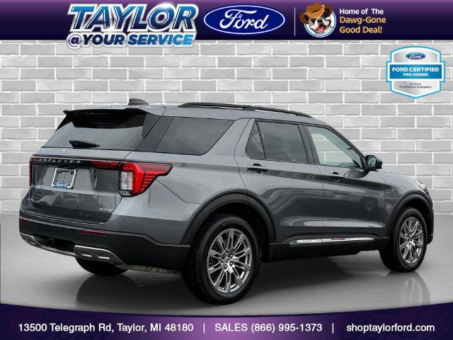 Certified 2025 Ford Explorer Active w/ Active Comfort Package AWD/4WD image 3