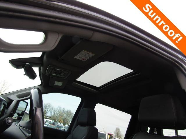 Used 2023 GMC Sierra 2500 Denali w/ Denali Black Diamond Edition AWD/4WD image 9
