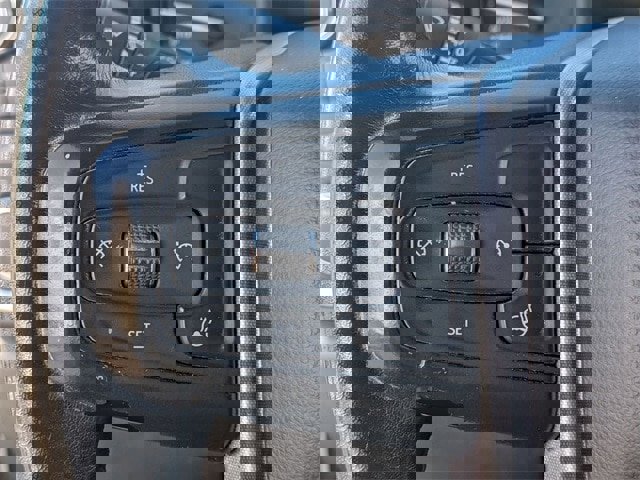 Used 2020 GMC Sierra 1500 SLE w/ SLE Value Package image 18