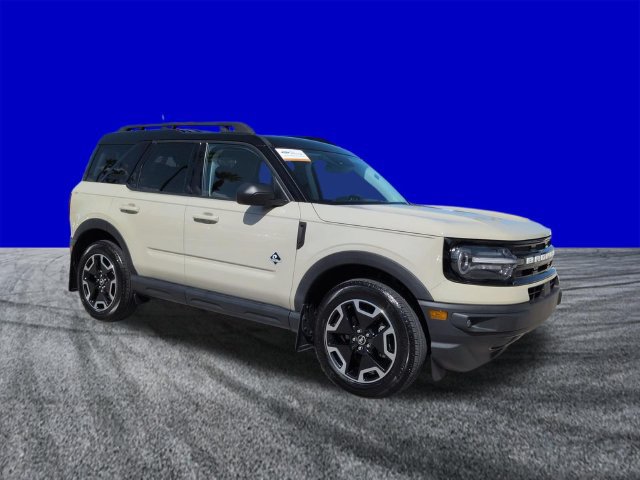 Certified 2024 Ford Bronco Sport Outer Banks w/ Tech Package AWD/4WD image 2