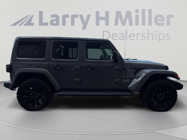 Used 2023 Jeep Wrangler Unlimited Sahara w/ Dual Top Group AWD/4WD image 6