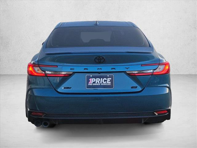 Used 2025 Toyota Camry SE w/ Convenience Package FWD image 7