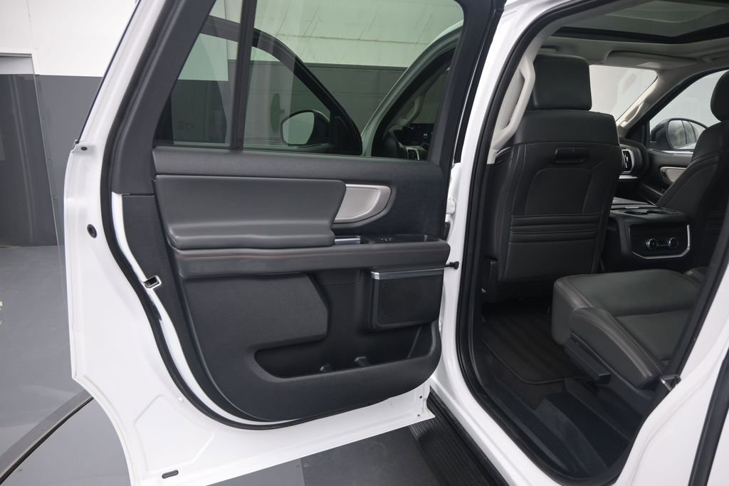 Certified 2025 Ford Expedition Max Active AWD/4WD image 12