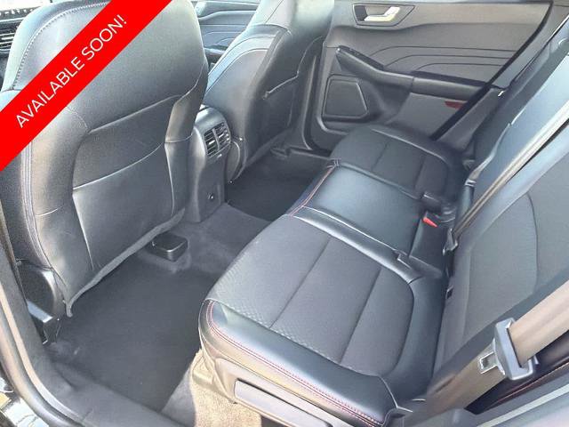Certified 2023 Ford Escape ST-Line w/ Tech Pack #1 AWD/4WD image 18