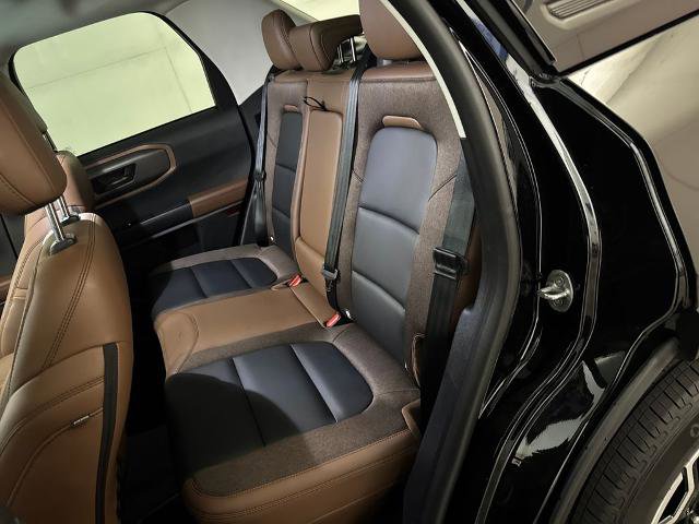 Certified 2025 Ford Bronco Sport Outer Banks w/ Outer Banks Tech Package+ AWD/4WD image 30