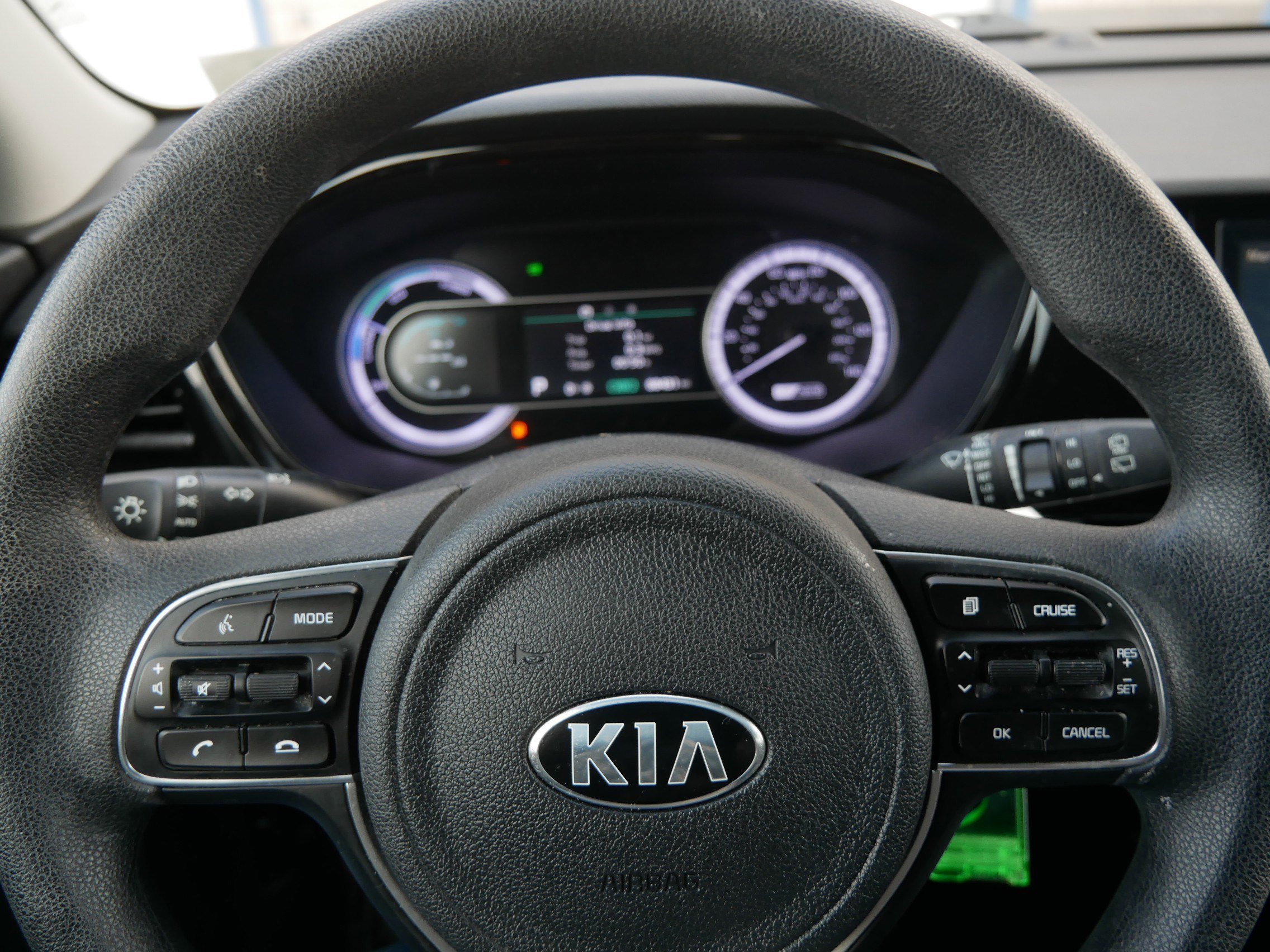 Used 2021 Kia Niro LX image 25