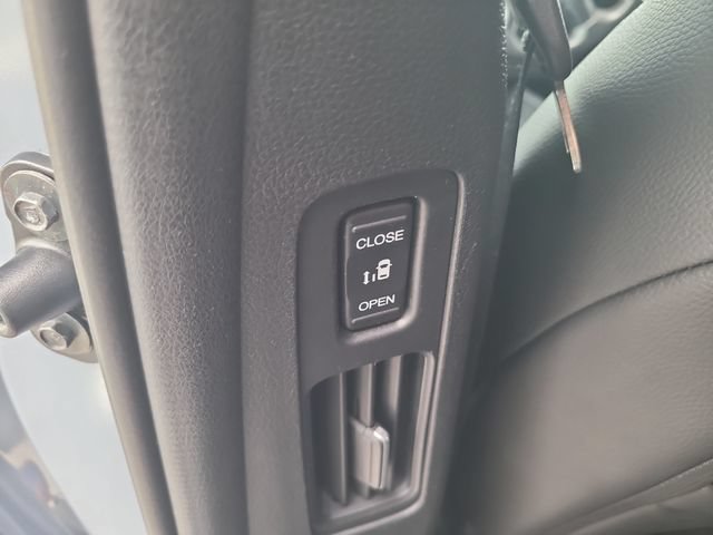 Used 2025 Honda Odyssey Sport-L image 26