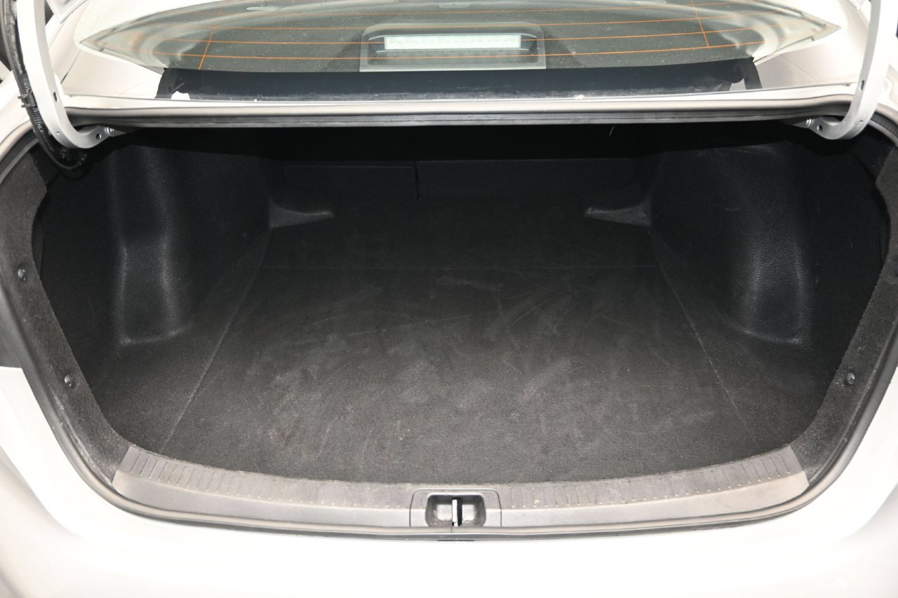 Used 2024 Toyota Corolla LE FWD image 12