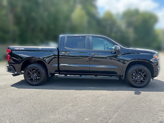Used 2026 Chevrolet Silverado 1500 Custom w/ Turbomax Blackout Package AWD/4WD image 9