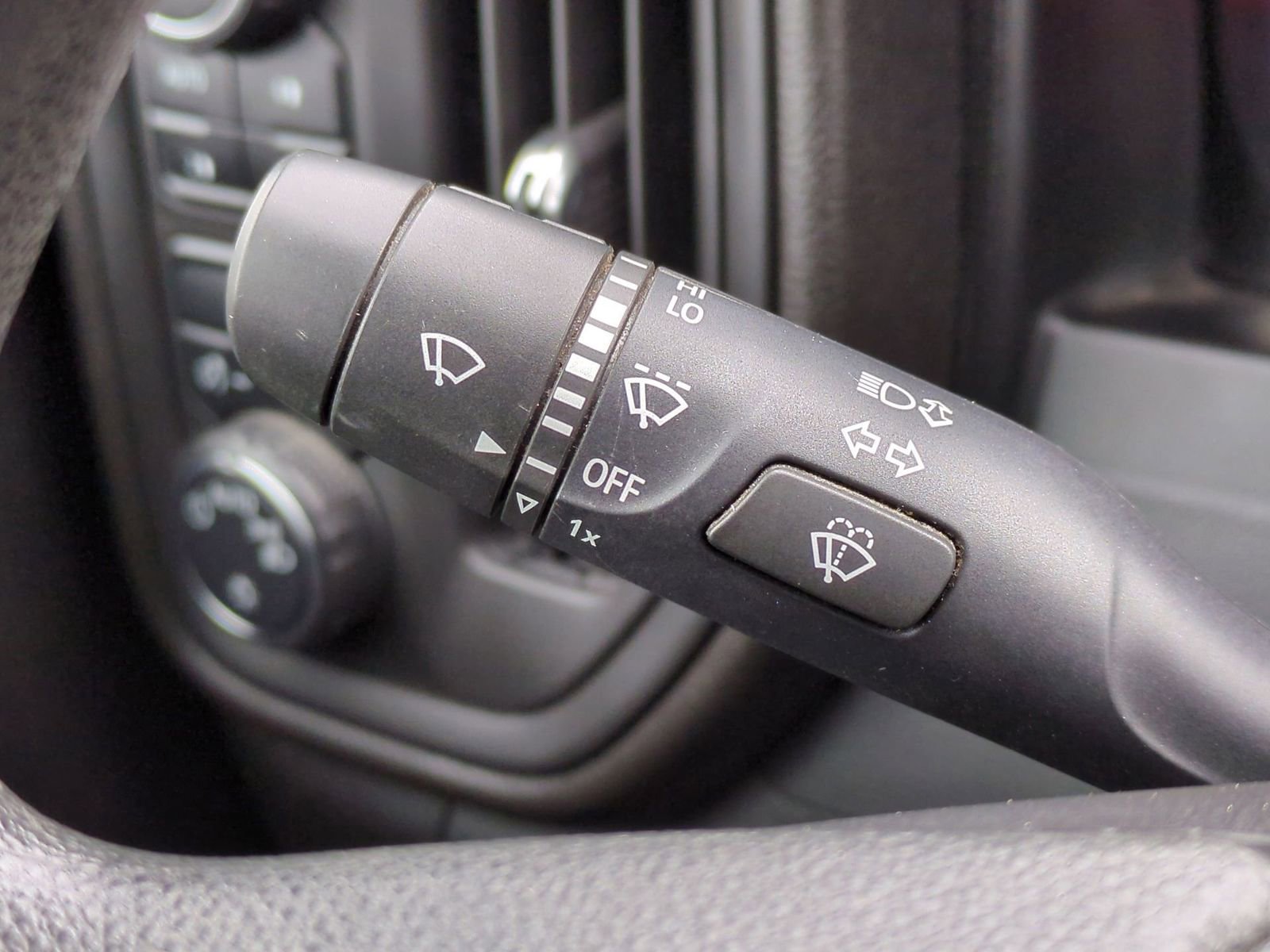 Used 2021 Chevrolet Silverado 1500 Custom Trail Boss image 28