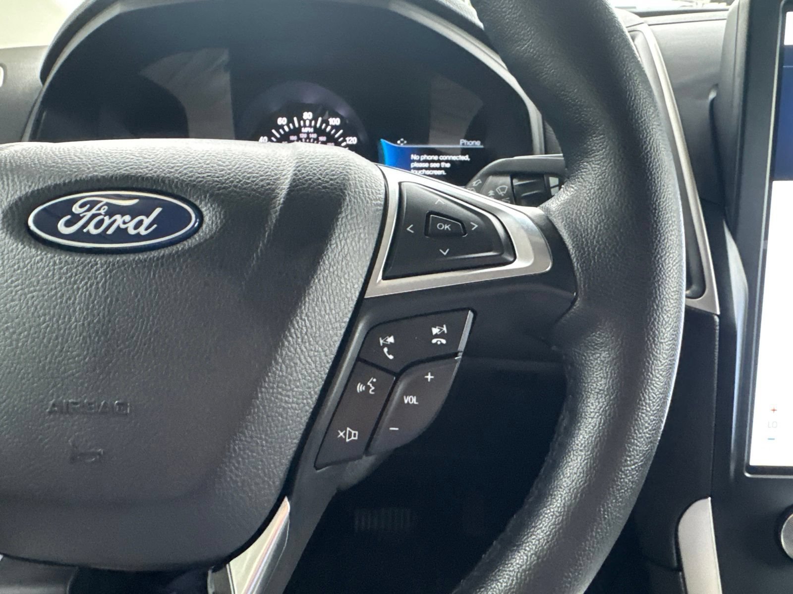 Certified 2024 Ford Edge SEL w/ Convenience Package AWD/4WD image 29