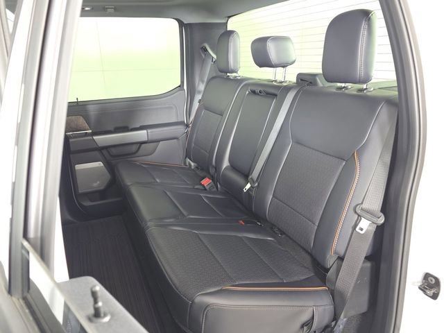 Certified 2025 Ford F350 Lariat w/ Black Appearance Package image 22