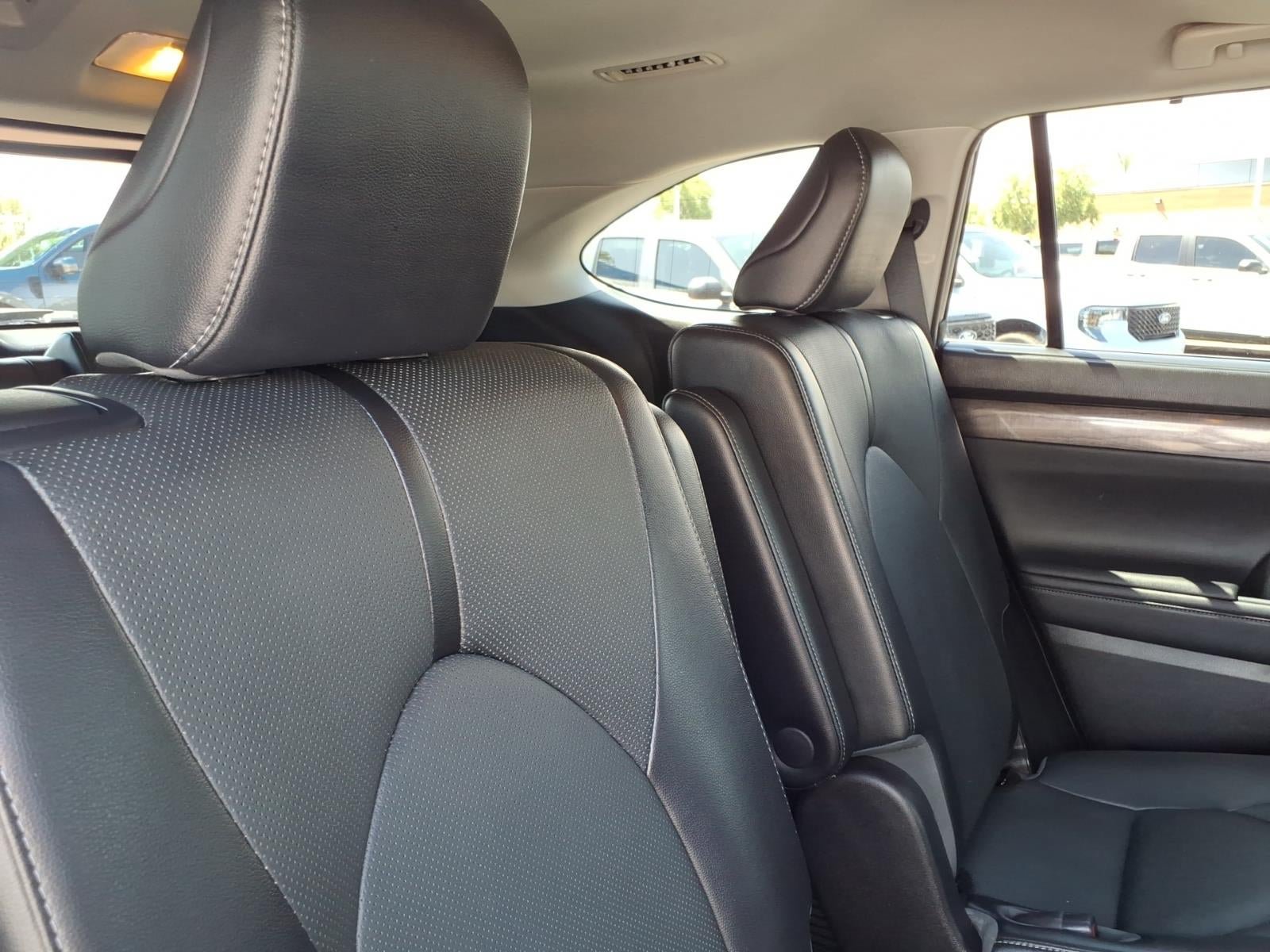 Used 2022 Toyota Highlander Limited AWD/4WD image 15