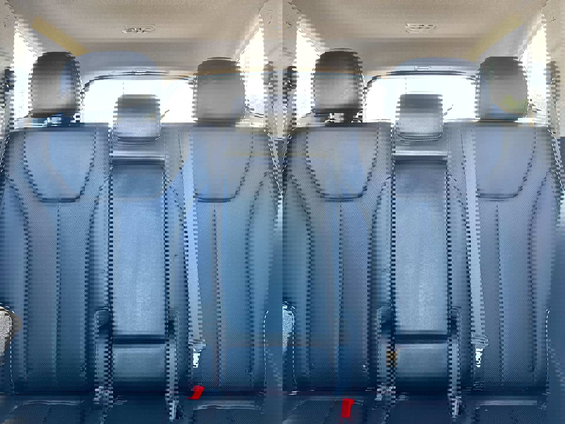 Used 2023 Hyundai Santa Fe Limited image 31