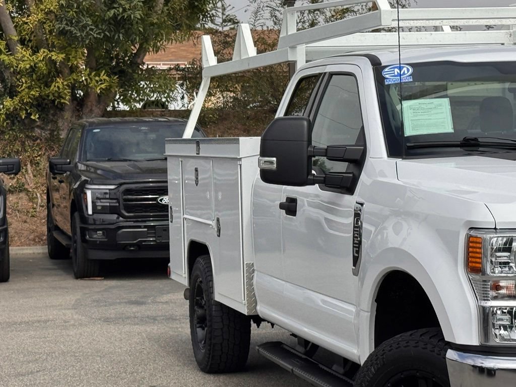 Certified 2022 Ford F250 XLT AWD/4WD image 5