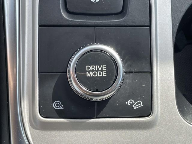 Certified 2023 Ford Explorer XLT w/ Equipment Group 202A image 32