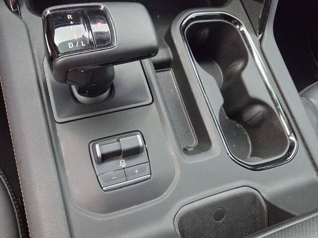 Used 2025 GMC Sierra 1500 AT4 AWD/4WD image 23