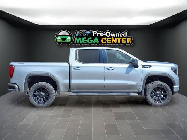 Used 2024 GMC Sierra 1500 Elevation w/ Elevation Premium Package AWD/4WD image 28