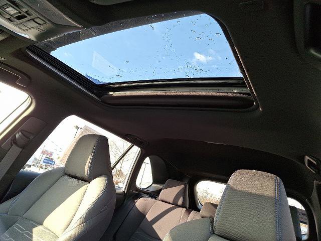 Used 2023 Toyota RAV4 SE image 14