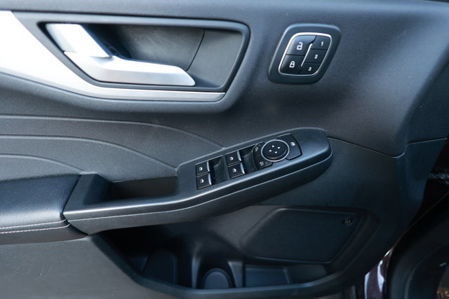 Certified 2023 Ford Escape Platinum w/ Premium Technology Package FWD image 12