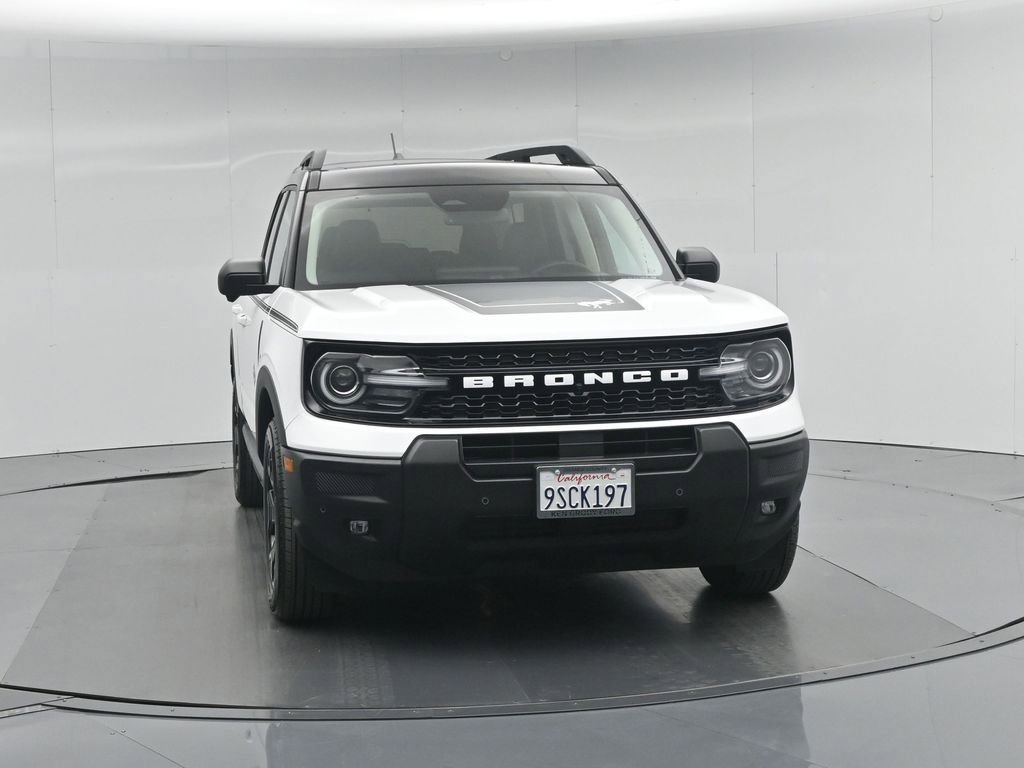 Certified 2025 Ford Bronco Sport Outer Banks w/ Outer Banks Tech Package+ AWD/4WD image 57