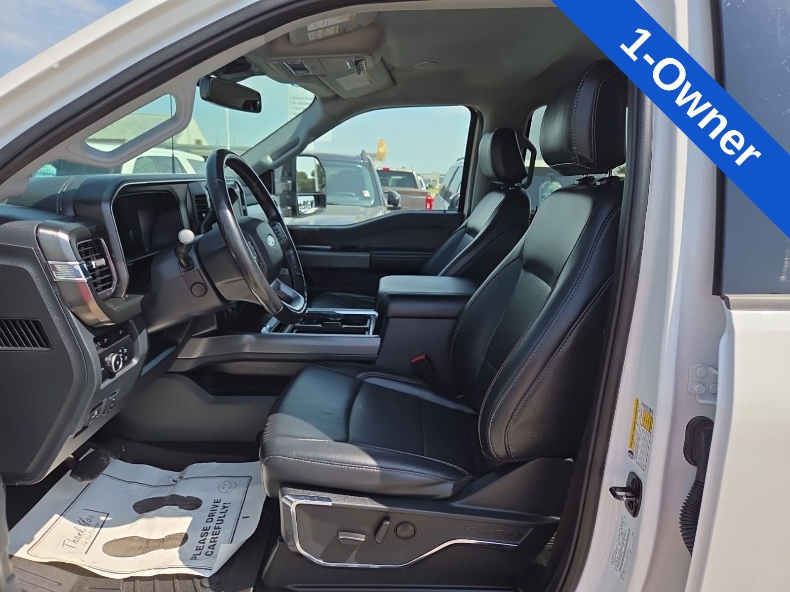 Certified 2024 Ford F250 Lariat w/ Lariat Ultimate Package AWD/4WD image 2