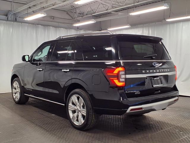 Certified 2022 Ford Expedition Platinum image 2