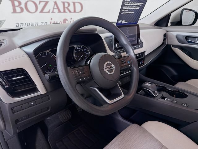 Used 2021 Nissan Rogue SV FWD image 11