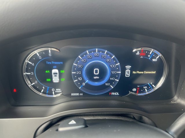 Used 2019 Cadillac Escalade Luxury image 13