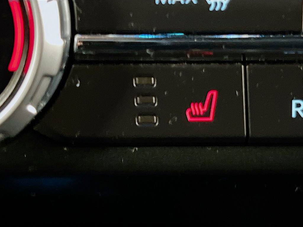 Certified 2022 Ford F150 XLT w/ Equipment Group 302A High image 25