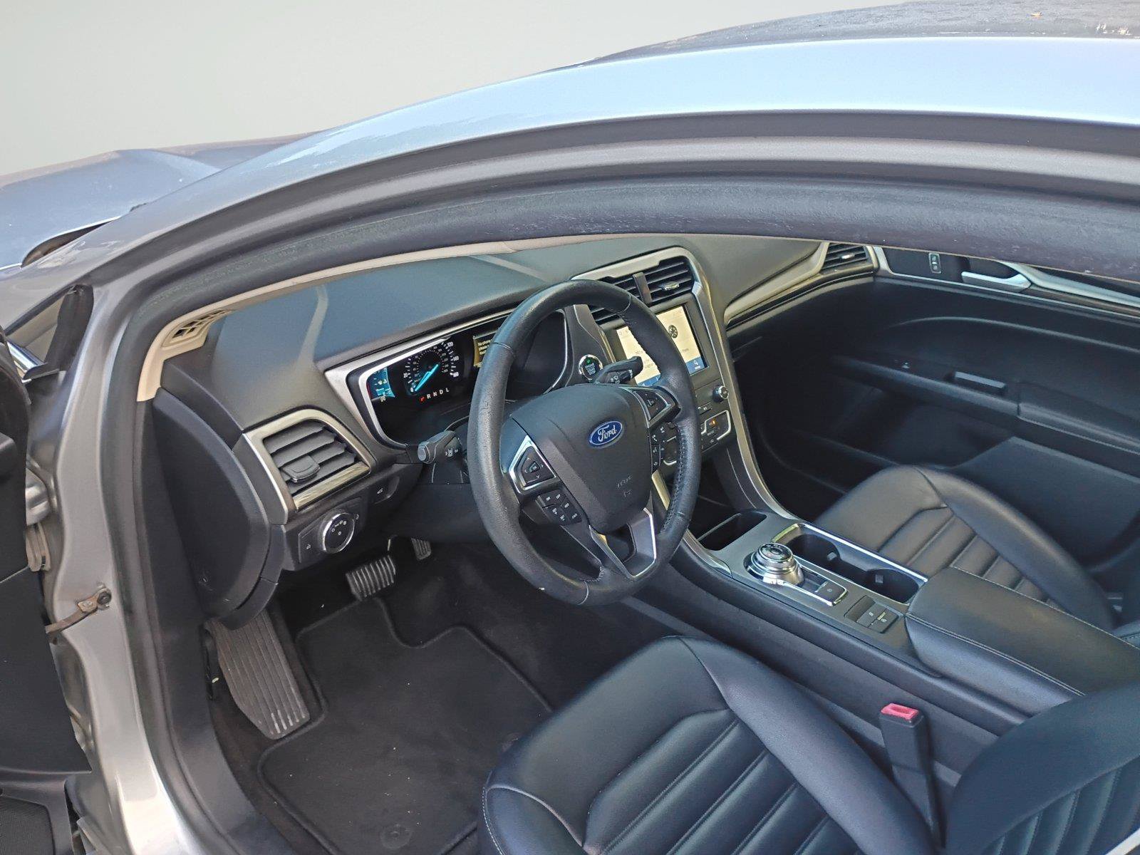 Certified 2020 Ford Fusion SEL FWD image 10